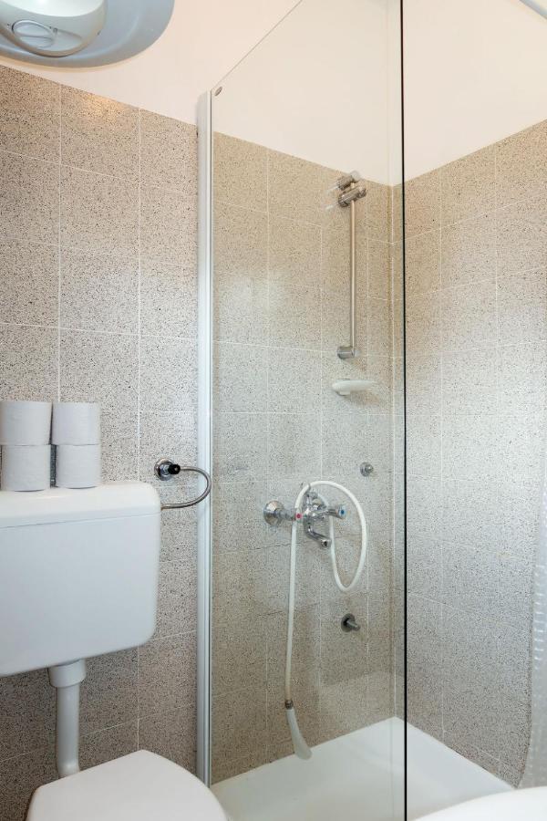Apartment Meri - Krk211 By Interhome Kornic Luaran gambar