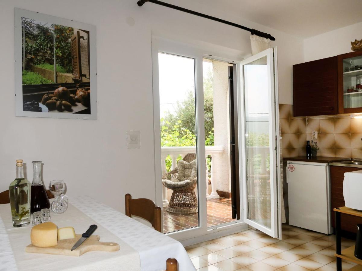 Apartment Meri - Krk211 By Interhome Kornic Luaran gambar