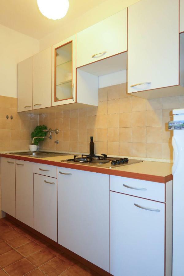 Apartment Meri - Krk211 By Interhome Kornic Luaran gambar